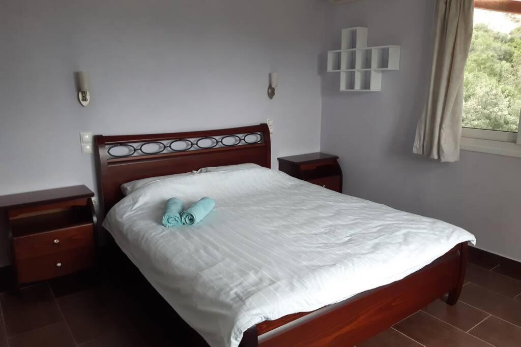 Villa Sunrise With Stunning Views And Private Pool Katokhorion  Exterior photo