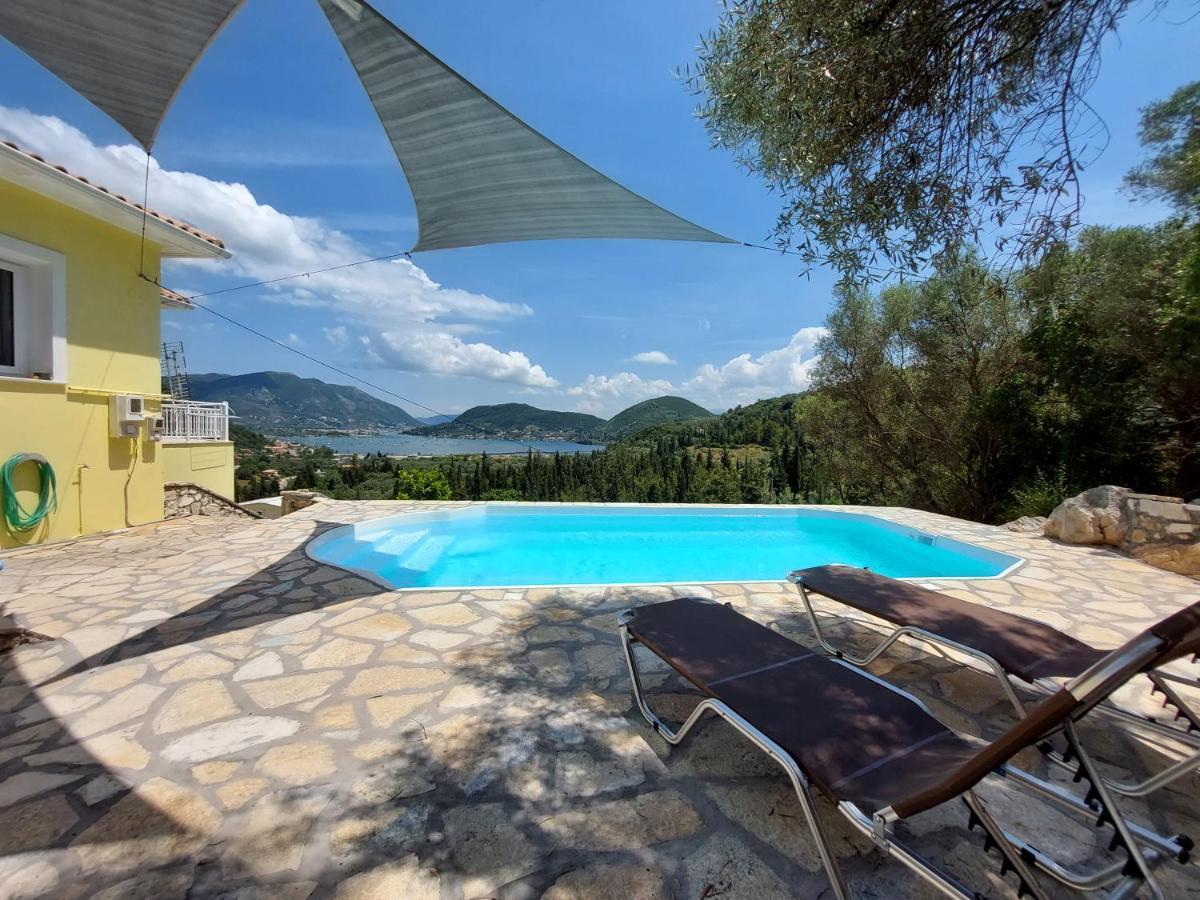 Villa Sunrise With Stunning Views And Private Pool Katokhorion  Exterior photo